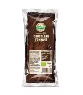 Bizcocho de chocolate fondant esponjoso y artesanal