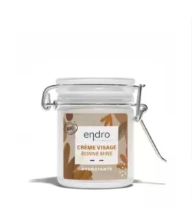 Crema facial ligera con ingredientes ecológicos