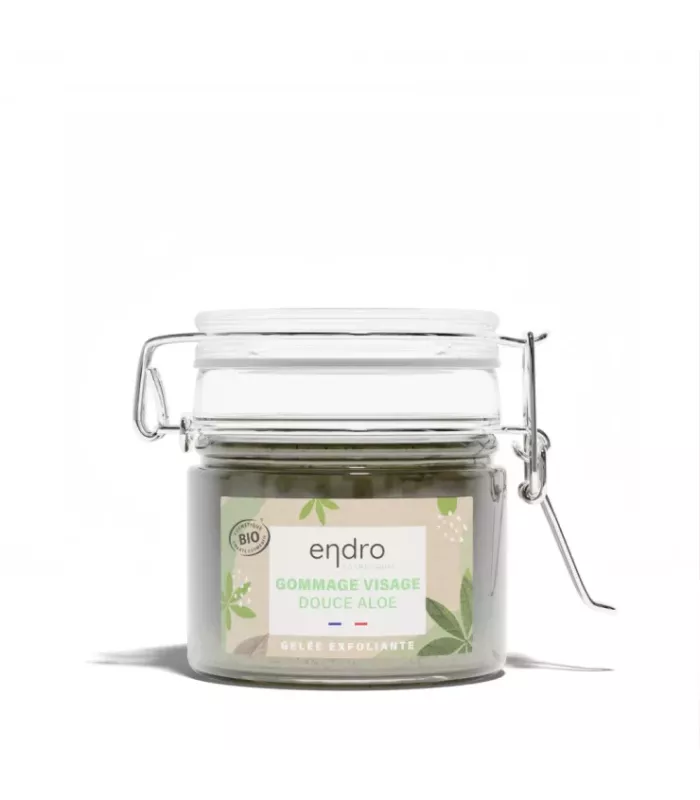 Exfoliante facial suave con cáscaras de semillas de cáñamo