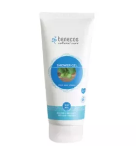 Gel de baño Benecos Melisa con extractos vegetales para una higiene suave y eficaz.